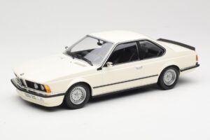 BMW 635 CSi E24 Weiß Minichamps 1:18 155028102 Metall