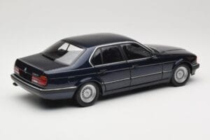 BMW 730i E32 Blau Metallic Minichamps 1:18 100023006 Metall — Bild 3 von 8
