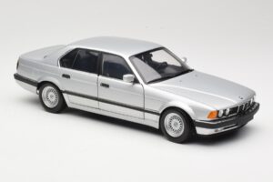 BMW 730i E32 Silber Minichamps 1:18 100023000 Metall — Bild 6 von 8