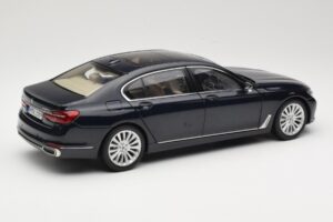 BMW 750Li F02 Imperial Blue Paragon 1:18 80432405586 Metall — Bild 3 von 8