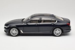 BMW 750Li F02 Imperial Blue Paragon 1:18 80432405586 Metall — Bild 4 von 8