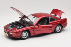 BMW 850i E31 Rot Tchibo 1:18 36157 Metall — Bild 2 von 8