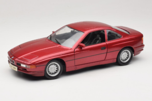 BMW 850i E31 Rot Tchibo 1:18 36157 Metall