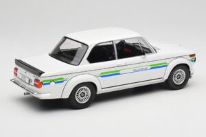 BMW Alpina 2002 E10 Turbo Weiß MCG 1:18 MCG18409-R Metall — Bild 2 von 6