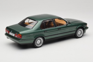 BMW Alpina B11 E32 3.5 Metallic Green MCG 1:18 MCG18233 Metall — Bild 2 von 6