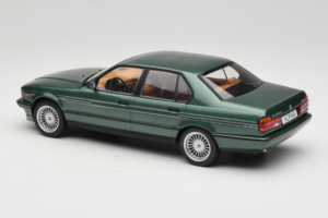 BMW Alpina B11 E32 3.5 Metallic Green MCG 1:18 MCG18233 Metall — Bild 5 von 6