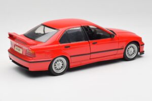 BMW 318is E36 Hellrot UT Models 1:18 180024302 Metall — Bild 3 von 8