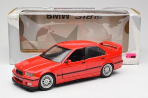 BMW 318is E36 Hellrot UT Models 1:18 180024302 Metall — Bild 8 von 8