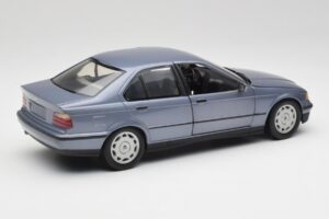BMW 3-Series E36 Avus Blau UT Models 1:18 180023300 Metall — Bild 3 von 8