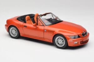 BMW Z3 E36 2.8 Phoenix Orange UT Models 1:18 20442 Metall — Bild 6 von 8