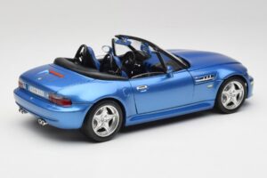 BMW Z3 E36 M Roadster Estoril Blue Bburago 1:18 3349-M1 Metall — Bild 3 von 8