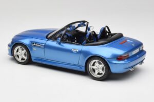 BMW Z3 E36 M Roadster Estoril Blue Bburago 1:18 3349-M1 Metall — Bild 7 von 8