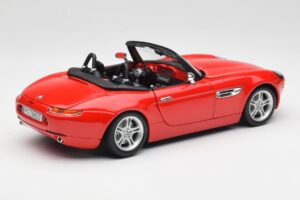 BMW Z8 E52 Roadster Hellrot Bburago 1:18 12032 Metall — Bild 3 von 8