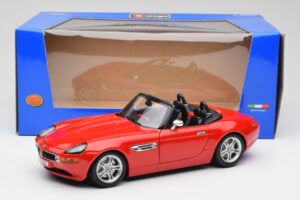 BMW Z8 E52 Roadster Hellrot Bburago 1:18 12032 Metall — Bild 8 von 8