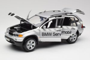 BMW X5 E53 3.0d Service Mobil Kyosho 1:18 80430305646 Metall — Bild 2 von 8