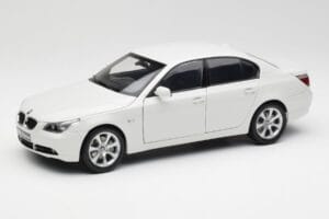 BMW E60 545i Alpine Weiß Kyosho 1:18 08591W Metall
