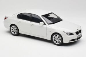 BMW E60 545i Alpine Weiß Kyosho 1:18 08591W Metall — Bild 6 von 8