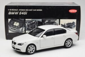 BMW E60 545i Alpine Weiß Kyosho 1:18 08591W Metall — Bild 8 von 8