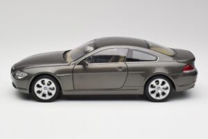 BMW 6 E63 Coupe Hellbronze Kyosho 1:18 80430153283 Metall — Bild 4 von 8