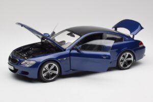 BMW M6 E63 Blau Kyosho 1:18 80430413351 Metall — Bild 2 von 8