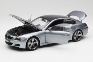 BMW M6 E63 Silver Grau Kyosho 1:18 08703GR Metall — Bild 2 von 8
