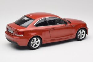 BMW 1 E82 Coupe Orange Kyosho 1:18 80430427064 Metall — Bild 3 von 8