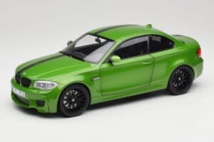 BMW 1er E82 Coupe Taiga Green Metallic Minichamps 1:18 110020024 Metall