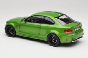 BMW 1er E82 Coupe Taiga Green Metallic Minichamps 1:18 110020024 Metall — Bild 7 von 8