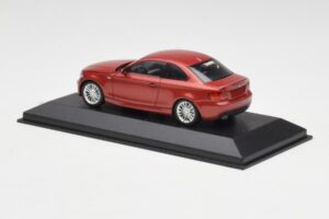 BMW 1M E82 Orange Minichamps 1:43 413020023 Metall — Bild 3 von 5