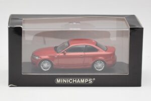 BMW 1M E82 Orange Minichamps 1:43 413020023 Metall — Bild 5 von 5