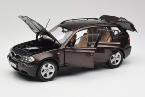 BMW X3 E83 3.0d Dunkelbraun Metallic Kyosho 1:18 80430300736 Metall — Bild 2 von 8