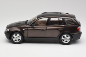 BMW X3 E83 3.0d Dunkelbraun Metallic Kyosho 1:18 80430300736 Metall — Bild 4 von 8