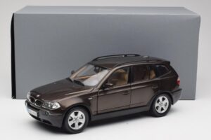BMW X3 E83 3.0d Dunkelbraun Metallic Kyosho 1:18 80430300736 Metall — Bild 8 von 8