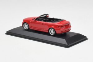 BMW 1er E88 Cabriolet Karminrot Minichamps 1:43 431026230 Metall — Bild 3 von 5