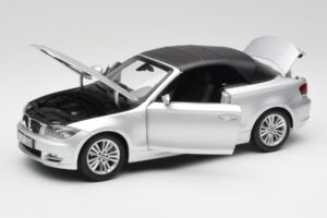 BMW 135i E88 Cabriolet Titan Silber Kyosho 1:18 80430427021 Metall — Bild 2 von 8