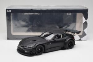 BMW Z4 E89 GT3 Matt Schwarz Minichamps 1:18 151122304 Metall — Bild 6 von 6