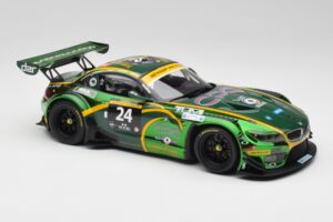 BMW Z4 E89 GT3 #24 Saudi Falcons K. Al Faisal / A. Binladen Dubai 24 Hours 2013 Minichamps 1:18 151132324 Metall — Bild 4 von 6