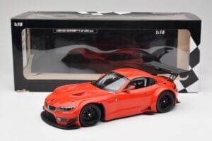 BMW Z4 E89 GT3 Rot Minichamps 1:18 151122300 Metall — Bild 6 von 6