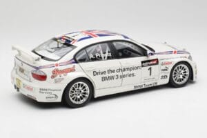 BMW E90 320si #1 A. Priaulx WTCC Champion 2006 Kyosho 1:18 80430429067 Metall — Bild 3 von 8