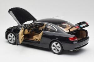 BMW 3 E92 Coupe Schwarz Kyosho 1:18 80430407222 Metall — Bild 5 von 8