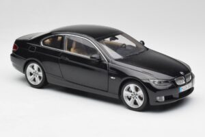 BMW 3 E92 Coupe Schwarz Kyosho 1:18 80430407222 Metall — Bild 6 von 8