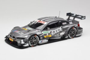BMW M3 E92 #8 BMW Team RBM J. Hand DTM 2013 Minichamps 1:18 100132208 Metall