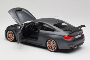 BMW M4 F82 GTS Frozen Grau Minichamps 1:18 80432411555 Metall — Bild 5 von 8
