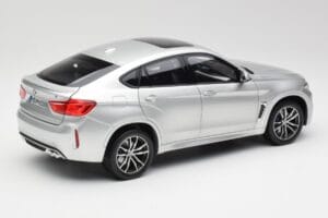 BMW X6 M F86 Silber Norev 1:18 183200 Metall — Bild 3 von 8