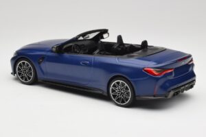 BMW M4 G82 Cabriolet Frozen Portimao Blue Minichamps 1:18 155021030 Metall — Bild 5 von 6