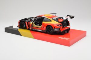 BMW M4 GT3 G82 #31 S. van der Linde Team Schubert DTM Champion 2022 Minichamps 1:18 113222331 Metall — Bild 5 von 8