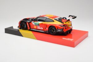 BMW M4 GT3 G82 #31 S. van der Linde Team Schubert DTM Champion 2022 Minichamps 1:18 113222331 Metall — Bild 7 von 8