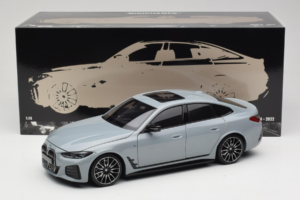 BMW i4 G26 Grey Metallic Minichamps 1:18 110023010 Metall — Bild 8 von 8