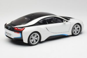 BMW i8 Crystal Weiß Paragon 1:18 80432336841 Metall — Bild 3 von 8