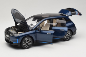 BMW iX Blue Metallic Minichamps 1:18 110023100 Metall — Bild 2 von 8